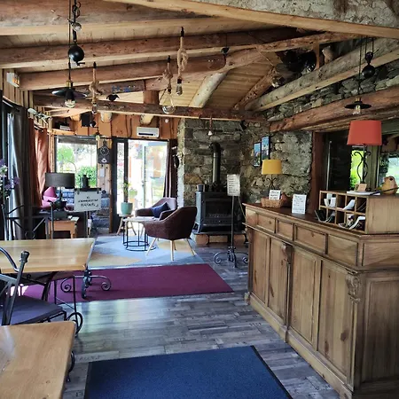 De L'auberge Du Chateau Apartament