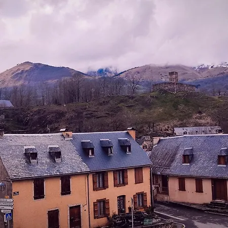 De L'auberge Du Chateau